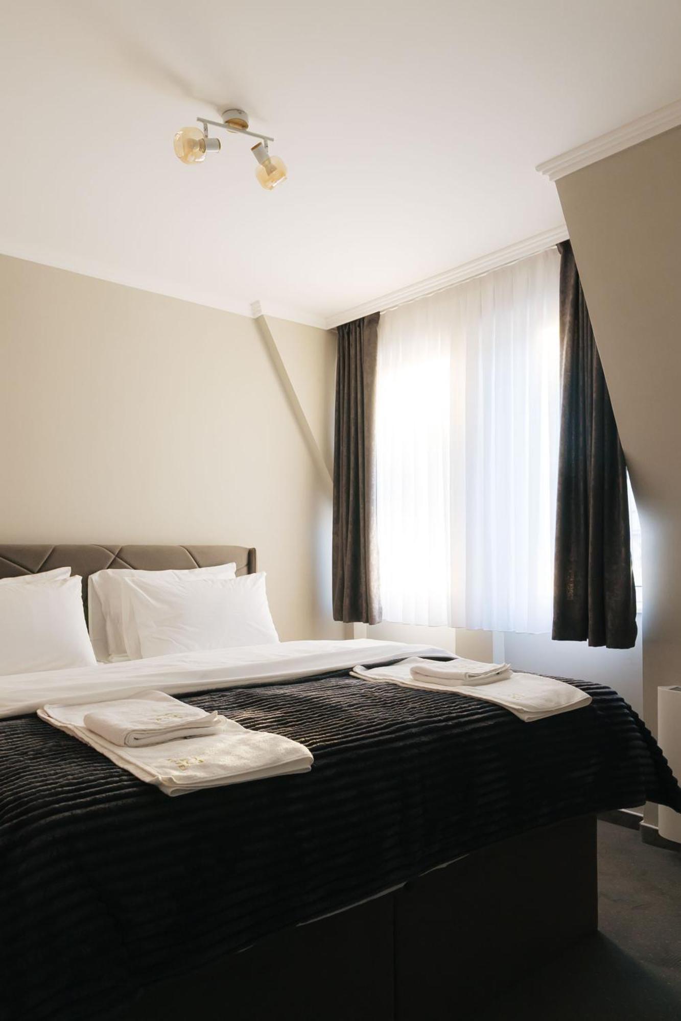 Nobel Apartmani Brcko Ngoại thất bức ảnh