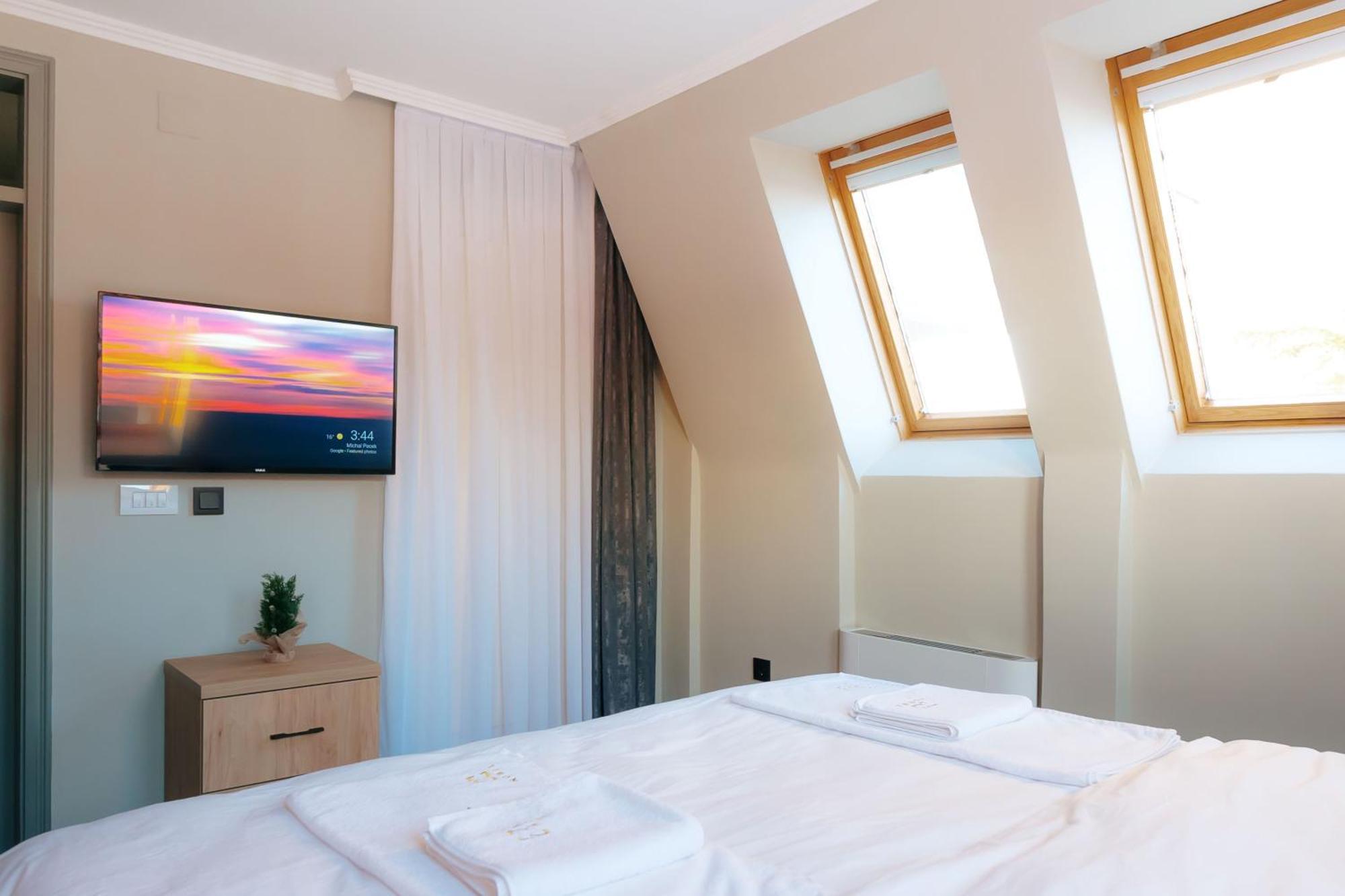 Nobel Apartmani Brcko Ngoại thất bức ảnh