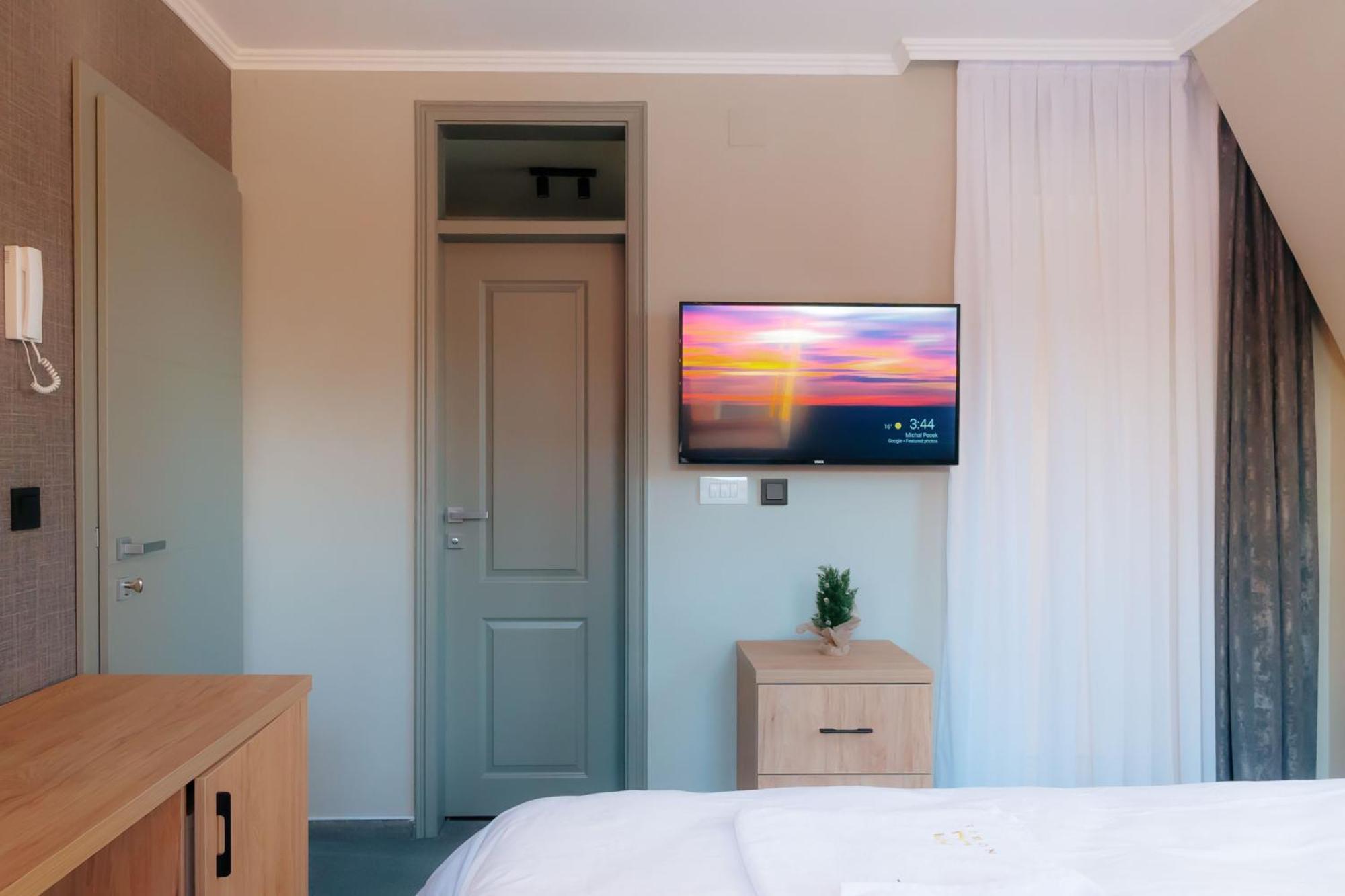 Nobel Apartmani Brcko Ngoại thất bức ảnh